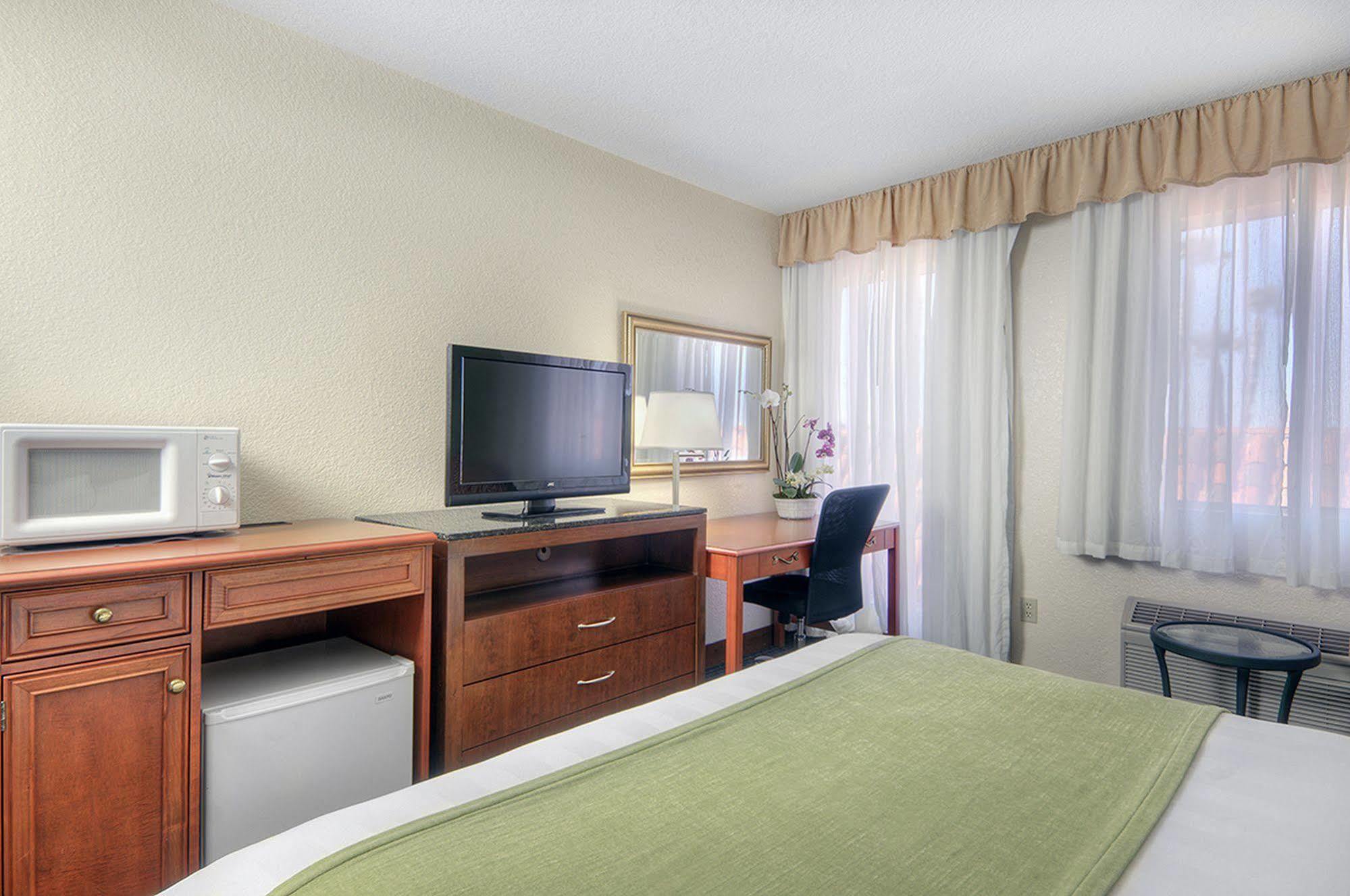 Los Prados Hotel San Mateo Eksteriør billede